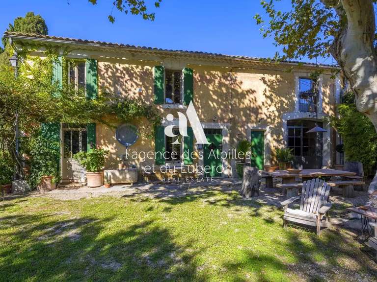 House Saint-Rémy-de-Provence - 4 bedrooms - 281m²