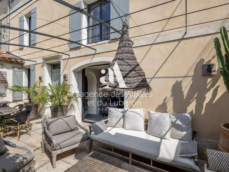 Maison Saint-Rémy-de-Provence - 3 chambres - 200m²