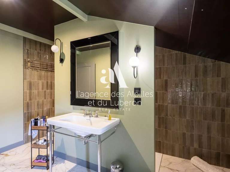 Maison Saint-Rémy-de-Provence - 3 chambres - 200m²