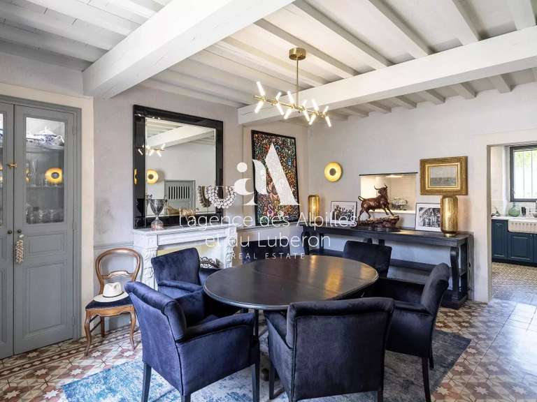 Maison Saint-Rémy-de-Provence - 3 chambres - 200m²