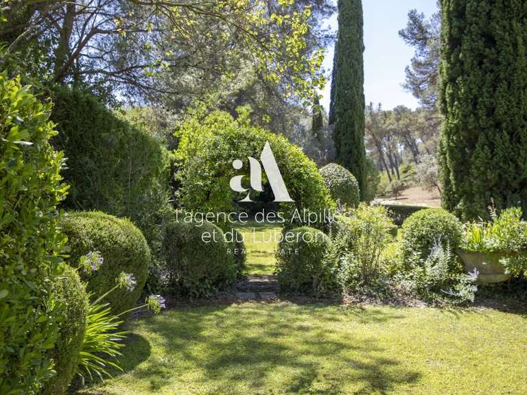 House Saint-Rémy-de-Provence - 4 bedrooms - 230m²