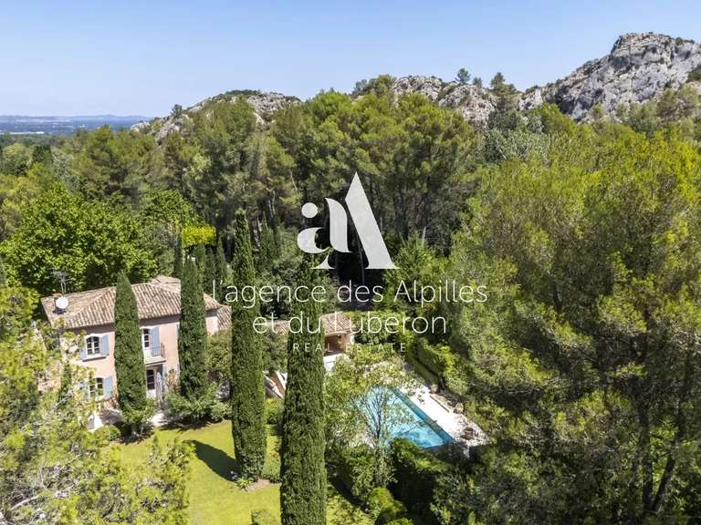 Maison Saint-Rémy-de-Provence - 4 chambres - 230m²