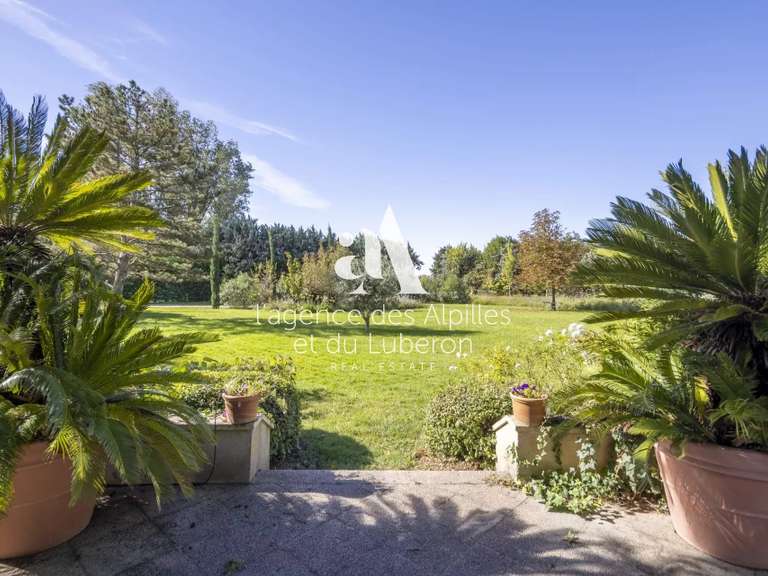 House Saint-Rémy-de-Provence - 4 bedrooms - 210m²