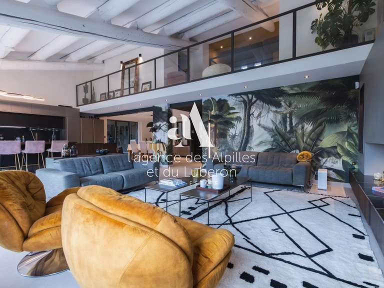 Maison Saint-Rémy-de-Provence - 4 chambres - 250m²