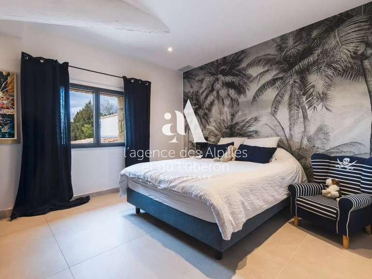 Maison Saint-Rémy-de-Provence - 4 chambres - 250m²