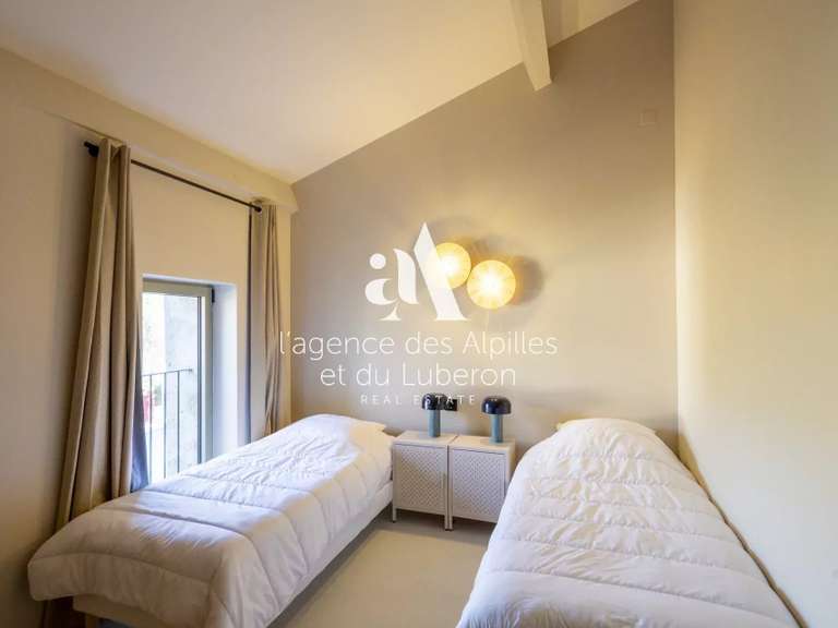 House Saint-Rémy-de-Provence - 4 bedrooms - 130m²