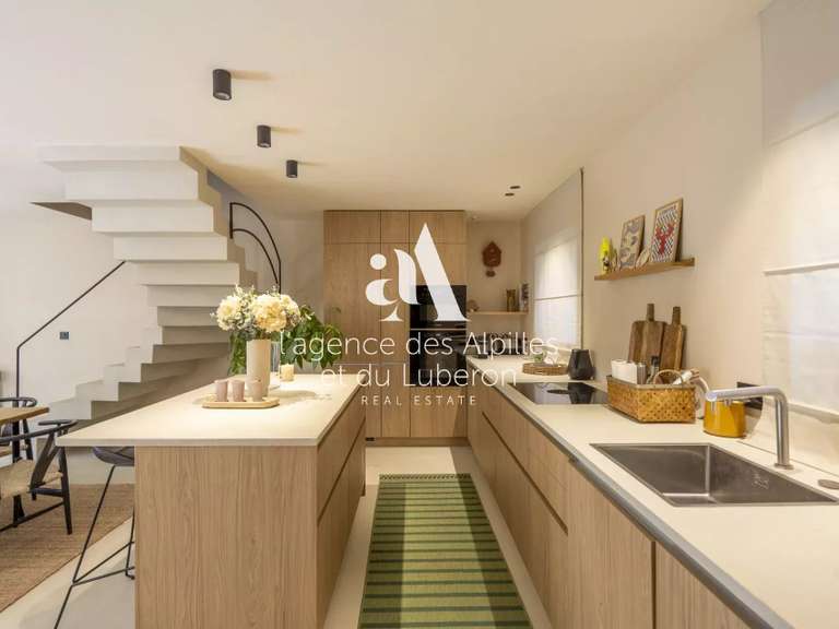 House Saint-Rémy-de-Provence - 4 bedrooms - 130m²