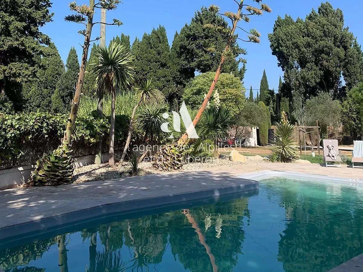 Maison Saint-Rémy-de-Provence