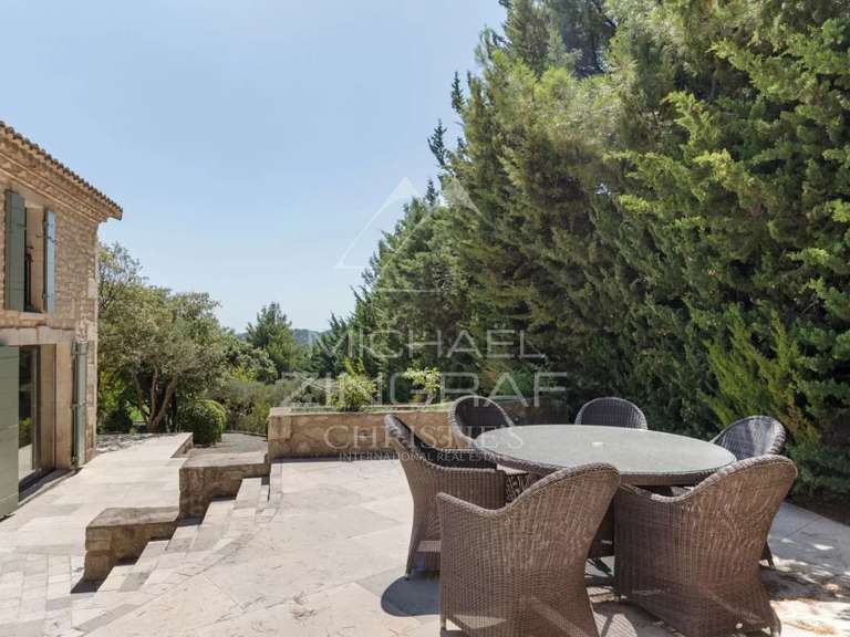House Saint-Rémy-de-Provence - 7 bedrooms - 299m²