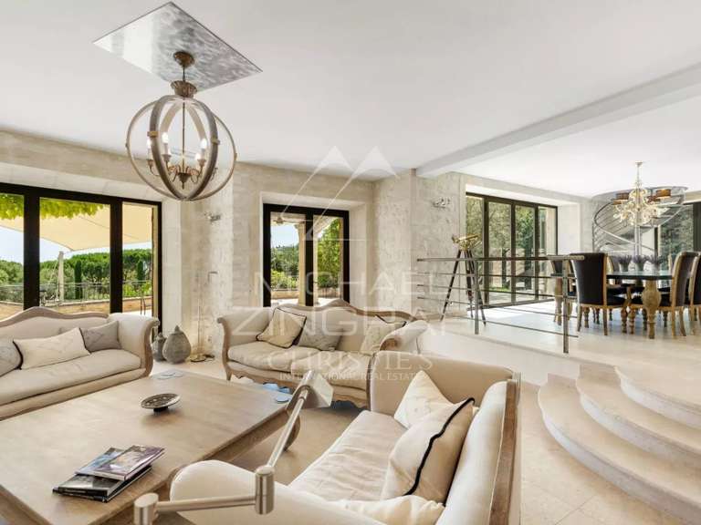 House Saint-Rémy-de-Provence - 7 bedrooms - 299m²