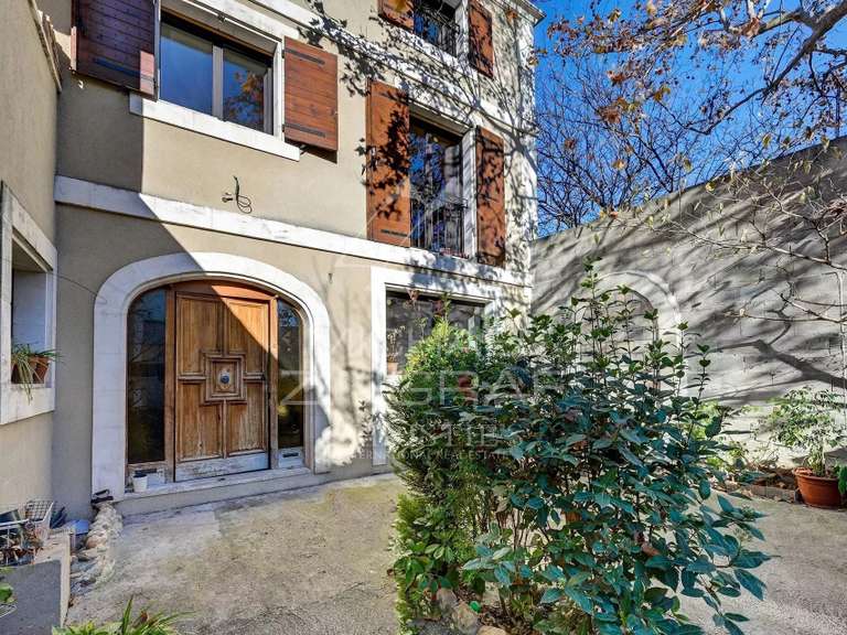 House Saint-Rémy-de-Provence - 5 bedrooms - 250m²