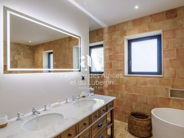 Maison Saint-Rémy-de-Provence - 6 chambres - 280m²