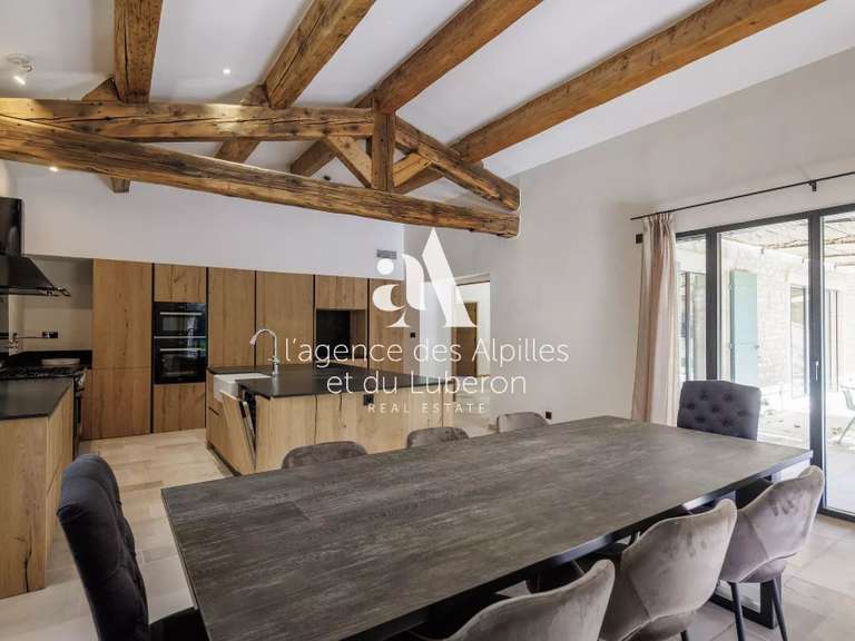 Maison Saint-Rémy-de-Provence - 6 chambres - 280m²