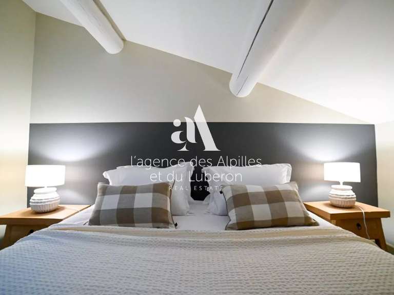 Maison Saint-Rémy-de-Provence - 6 chambres - 280m²