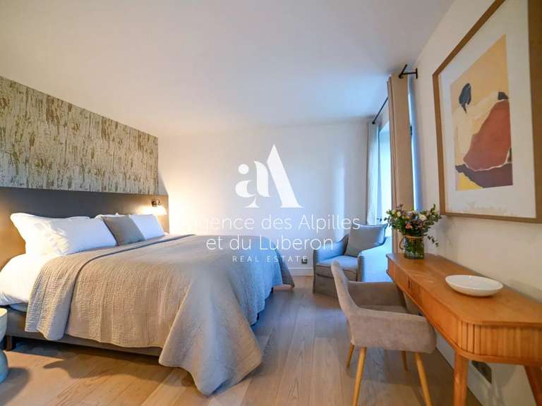 Maison Saint-Rémy-de-Provence - 6 chambres - 280m²