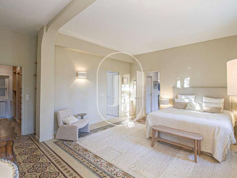 Maison Saint-Rémy-de-Provence - 5 chambres - 280m²
