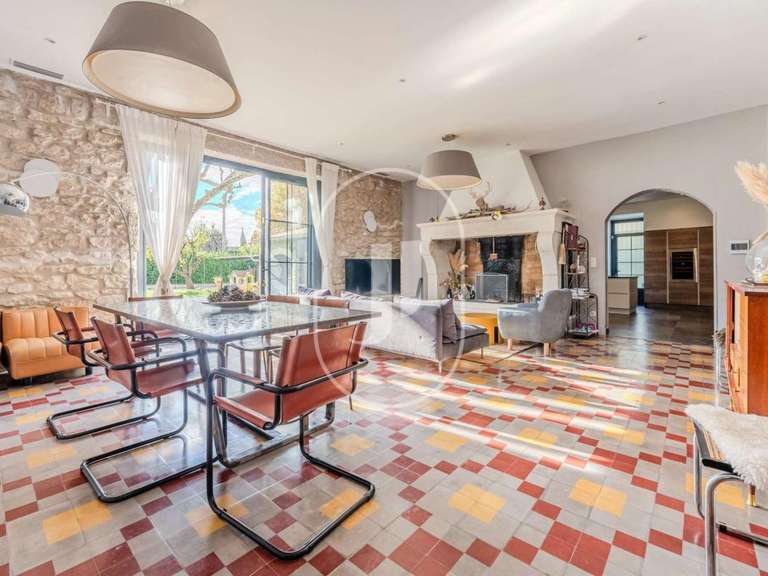 House Saint-Rémy-de-Provence - 4 bedrooms - 215m²
