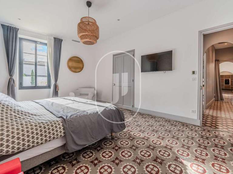 Maison Saint-Rémy-de-Provence - 5 chambres - 215m²