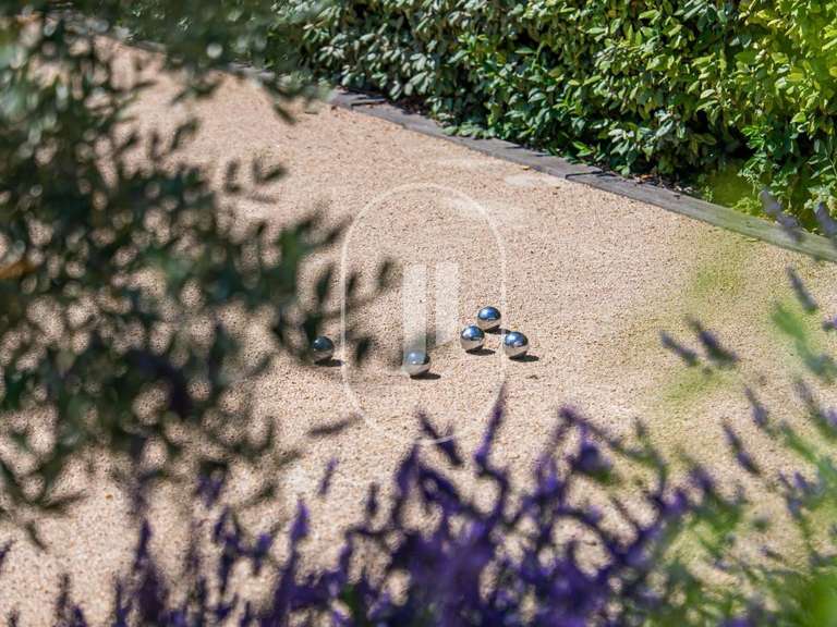 House Saint-Rémy-de-Provence - 5 bedrooms - 187m²