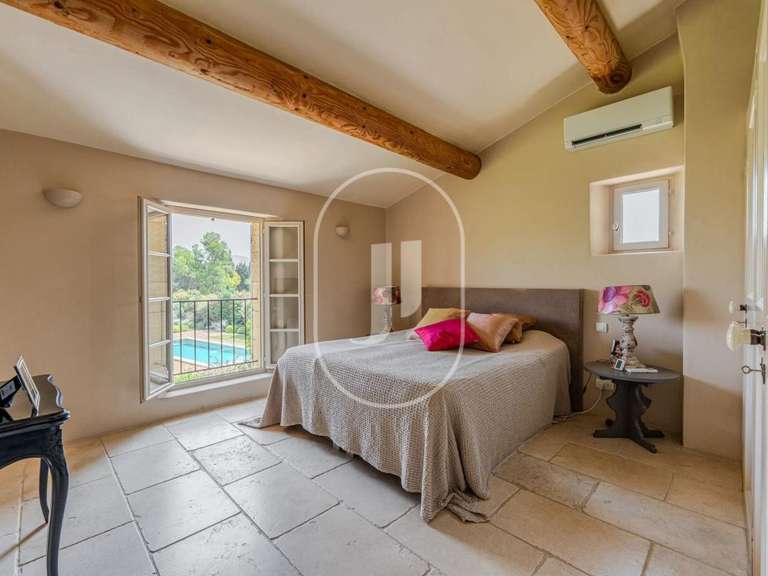 House Saint-Rémy-de-Provence - 6 bedrooms - 290m²