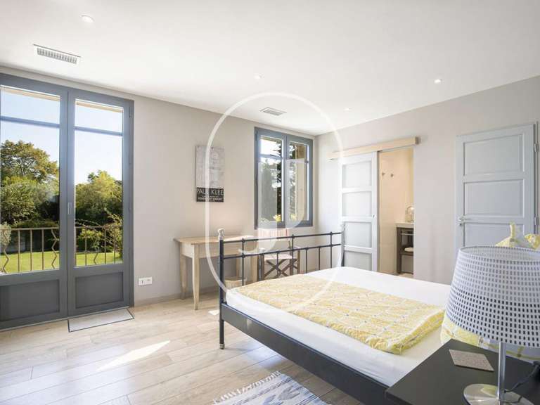 House Saint-Rémy-de-Provence - 4 bedrooms - 187m²