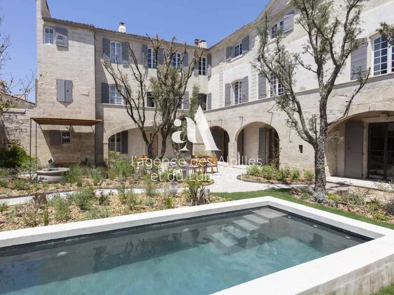 Maison Saint-Rémy-de-Provence - 11 chambres - 1100m²