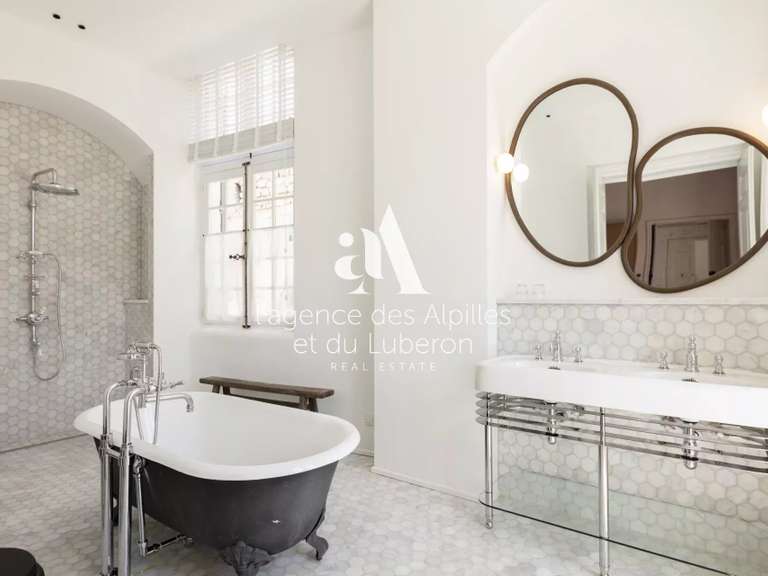 Maison Saint-Rémy-de-Provence - 11 chambres - 1100m²