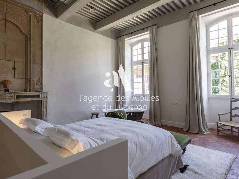 Maison Saint-Rémy-de-Provence - 11 chambres - 1100m²