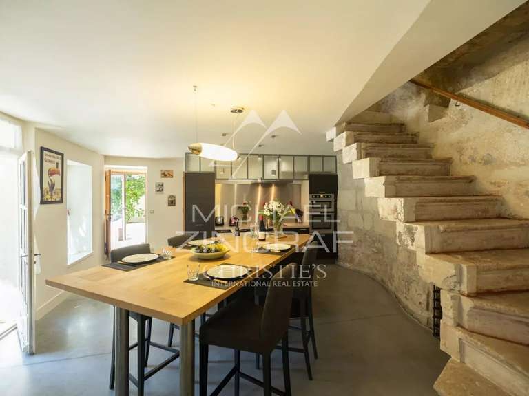 Maison Saint-Rémy-de-Provence - 4 chambres - 211m²