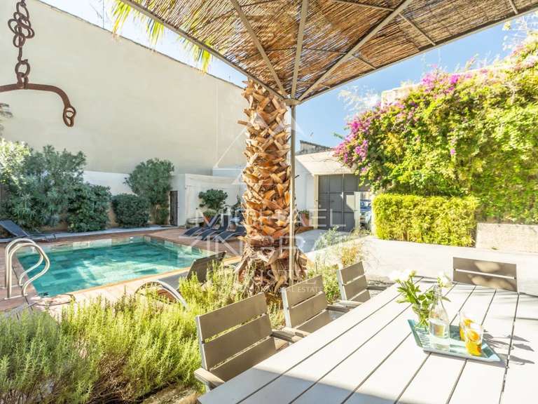 Maison Saint-Rémy-de-Provence - 4 chambres - 211m²