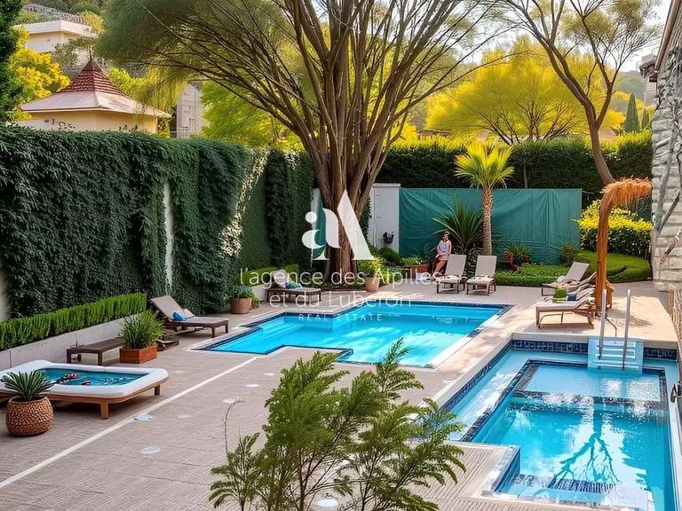 Maison Saint-Rémy-de-Provence - 3 chambres - 138m²