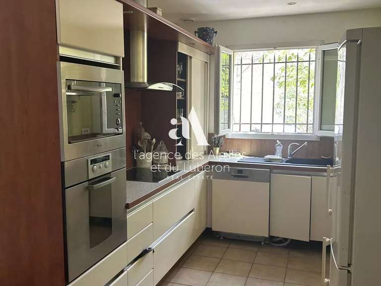 Maison Saint-Rémy-de-Provence - 3 chambres - 300m²