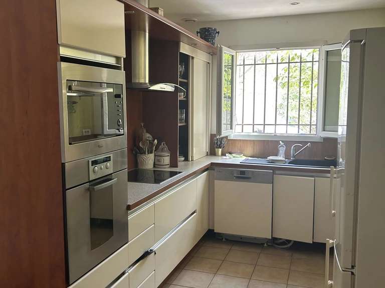 House Saint-Rémy-de-Provence - 3 bedrooms - 300m²