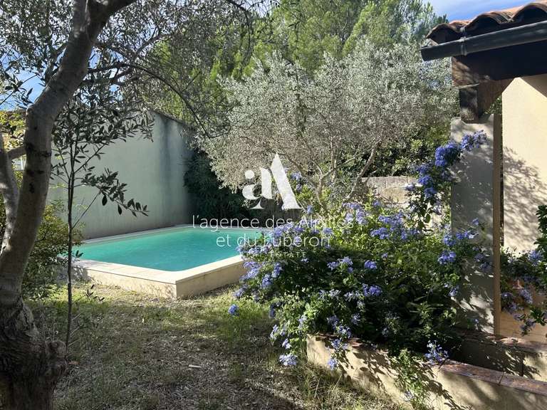 Maison Saint-Rémy-de-Provence - 3 chambres - 300m²