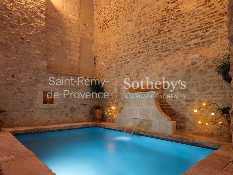 Maison Saint-Rémy-de-Provence - 5 chambres - 343m²