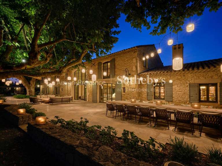 Maison Saint-Rémy-de-Provence - 11 chambres - 1200m²