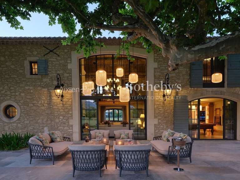 Maison Saint-Rémy-de-Provence - 11 chambres - 1200m²