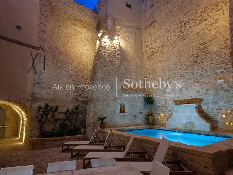 Maison Saint-Rémy-de-Provence - 5 chambres - 343m²