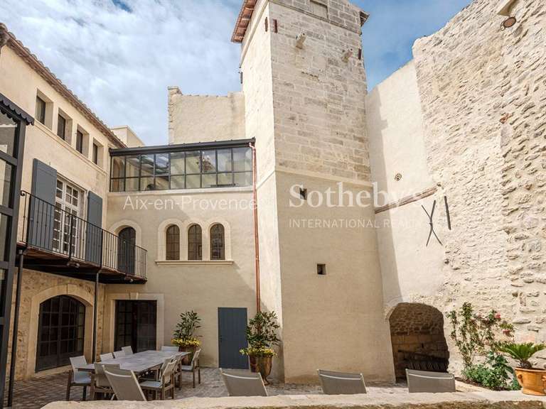 Maison Saint-Rémy-de-Provence - 5 chambres - 343m²