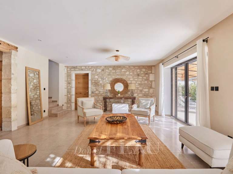 House Saint-Rémy-de-Provence - 4 bedrooms - 210m²