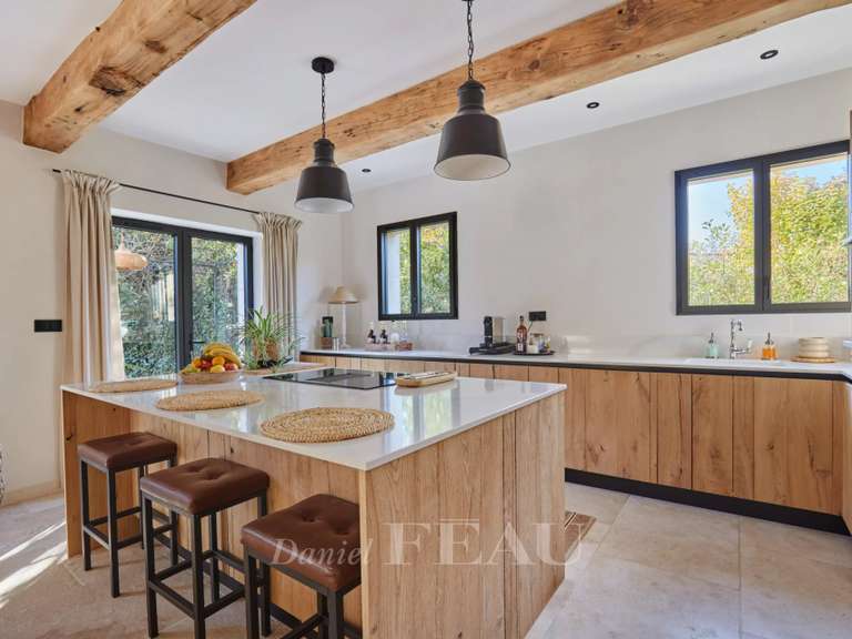 Maison Saint-Rémy-de-Provence - 4 chambres - 200m²