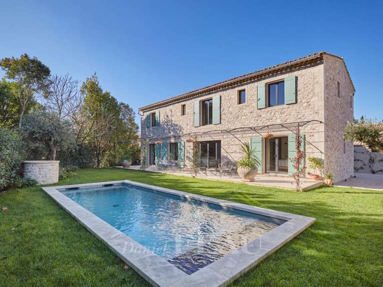 Maison Saint-Rémy-de-Provence - 4 chambres - 200m²