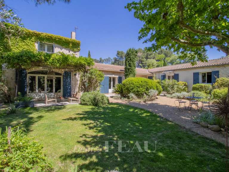 House Saint-Rémy-de-Provence - 6 bedrooms - 280m²