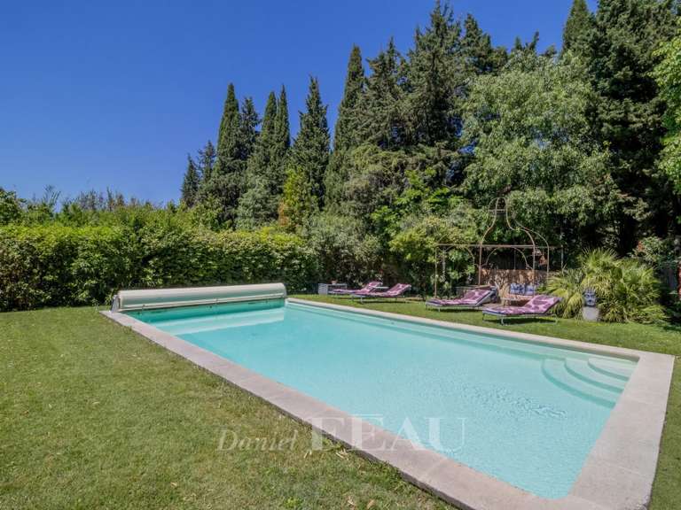 House Saint-Rémy-de-Provence - 6 bedrooms - 280m²