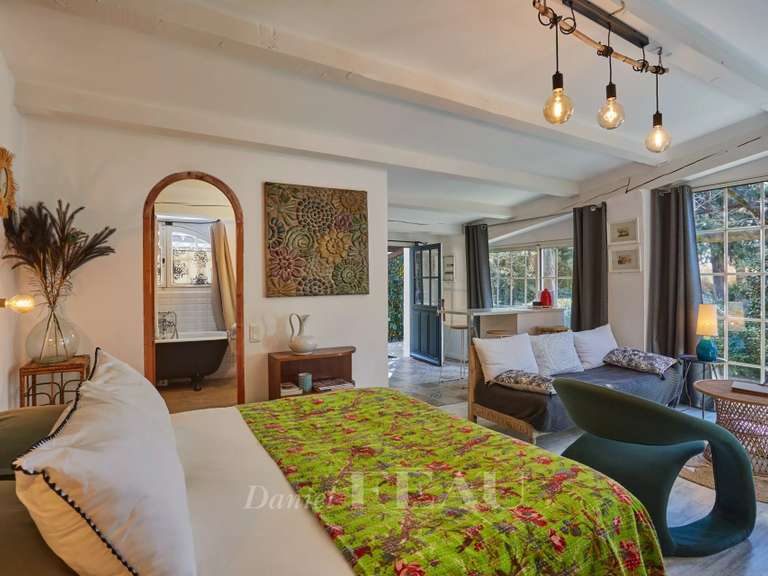 House Saint-Rémy-de-Provence - 6 bedrooms - 280m²