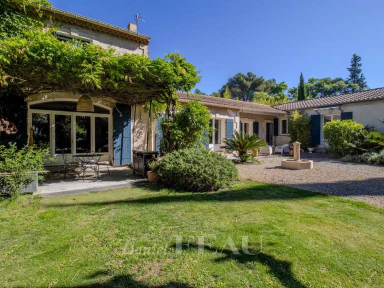 House Saint-Rémy-de-Provence - 6 bedrooms - 280m²