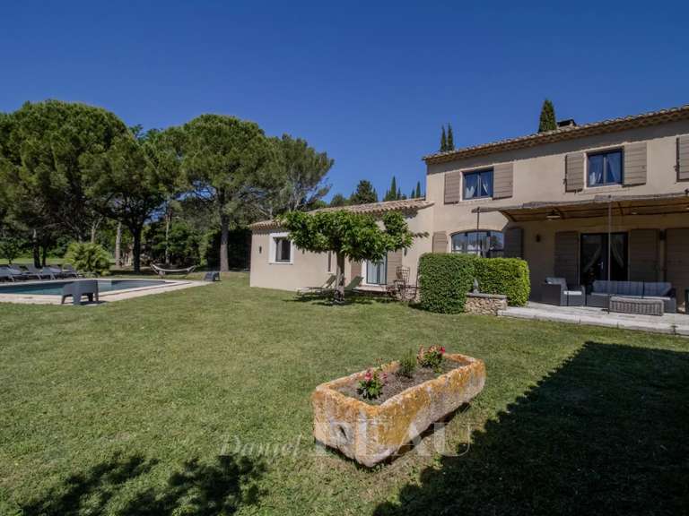 Maison Saint-Rémy-de-Provence - 5 chambres - 325m²
