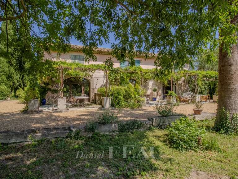 Maison Saint-Rémy-de-Provence - 6 chambres - 840m²
