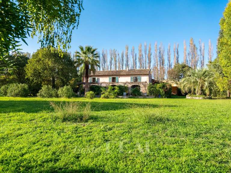 Maison Saint-Rémy-de-Provence - 6 chambres - 840m²