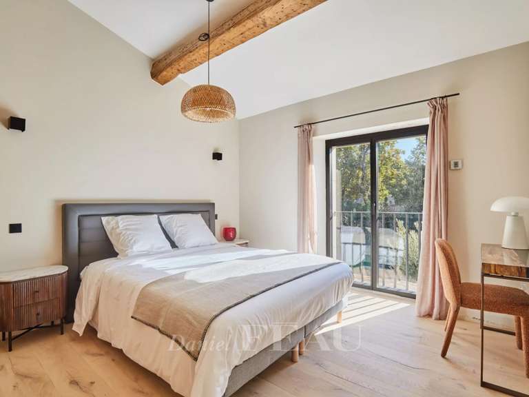 House Saint-Rémy-de-Provence - 6 bedrooms - 375m²